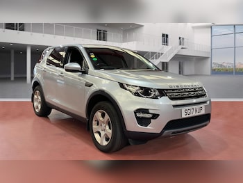 Used Land Rover Discovery Sport 2017 for sale - 75964311: Photo