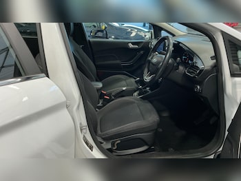 Used Ford Fiesta 2020 for sale - 76327390: Photo 4