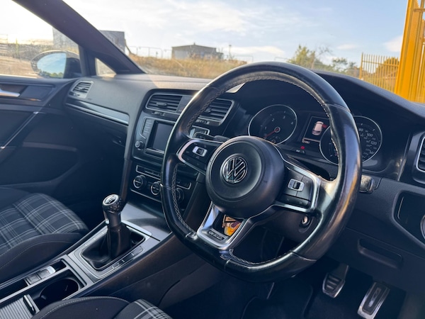 Used Volkswagen Golf 2014 for sale - 74499221: Photo 10