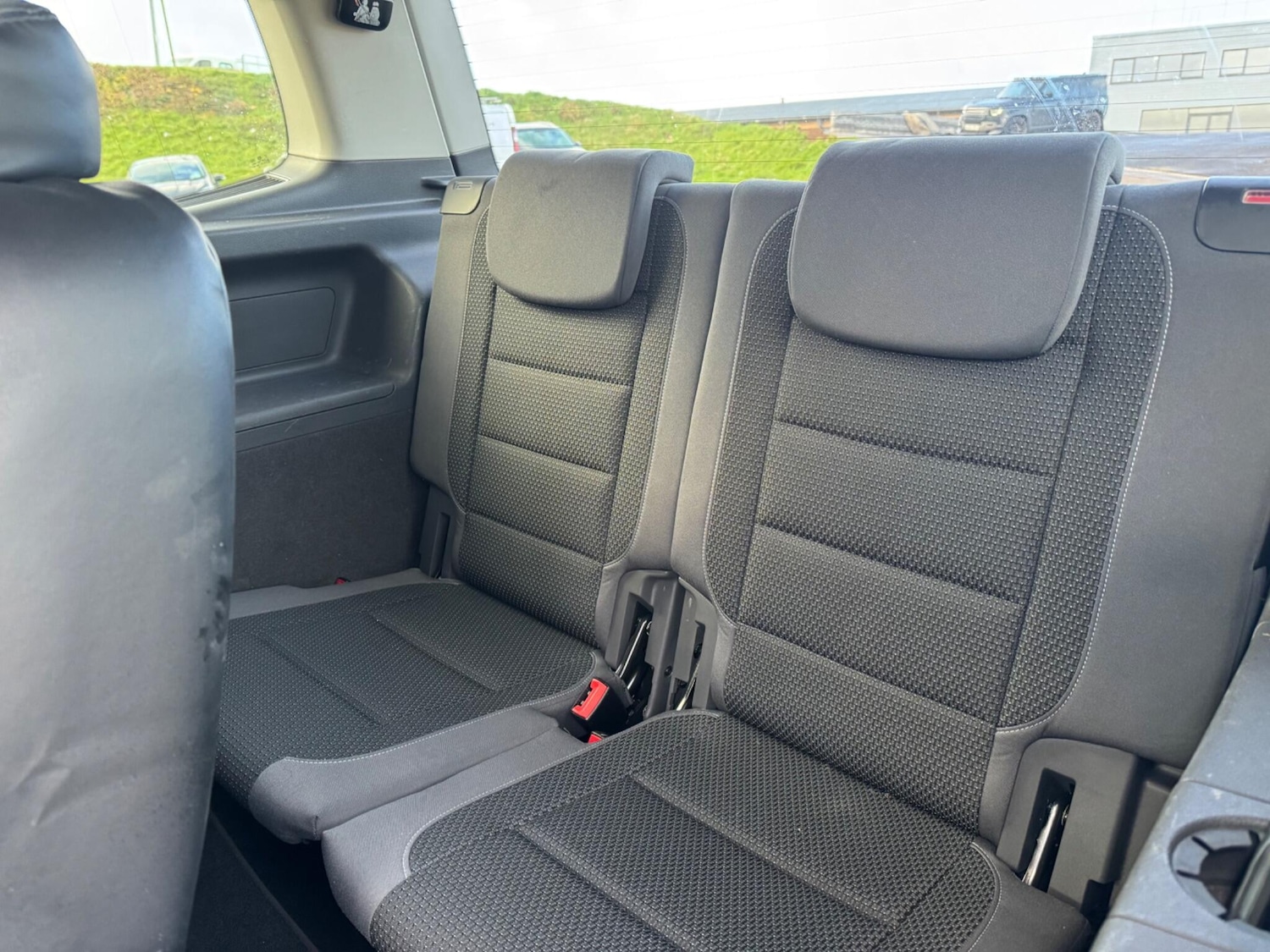 Used Volkswagen Touran 2014 for sale - 76752803: Photo 11