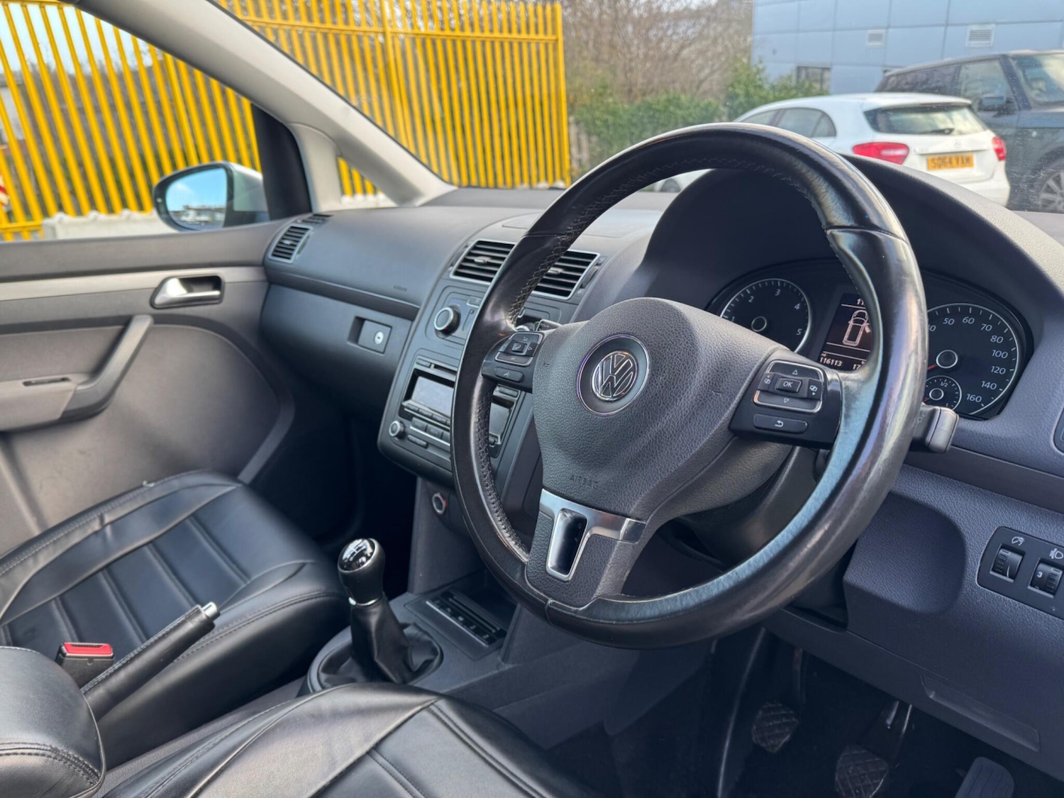 Used Volkswagen Touran 2014 for sale - 76752803: Photo 12