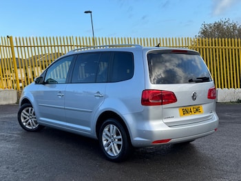 Used Volkswagen Touran 2014 for sale - 76752803: Photo