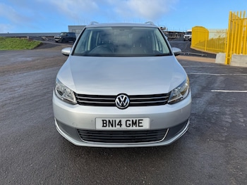Used Volkswagen Touran 2014 for sale - 76752803: Photo