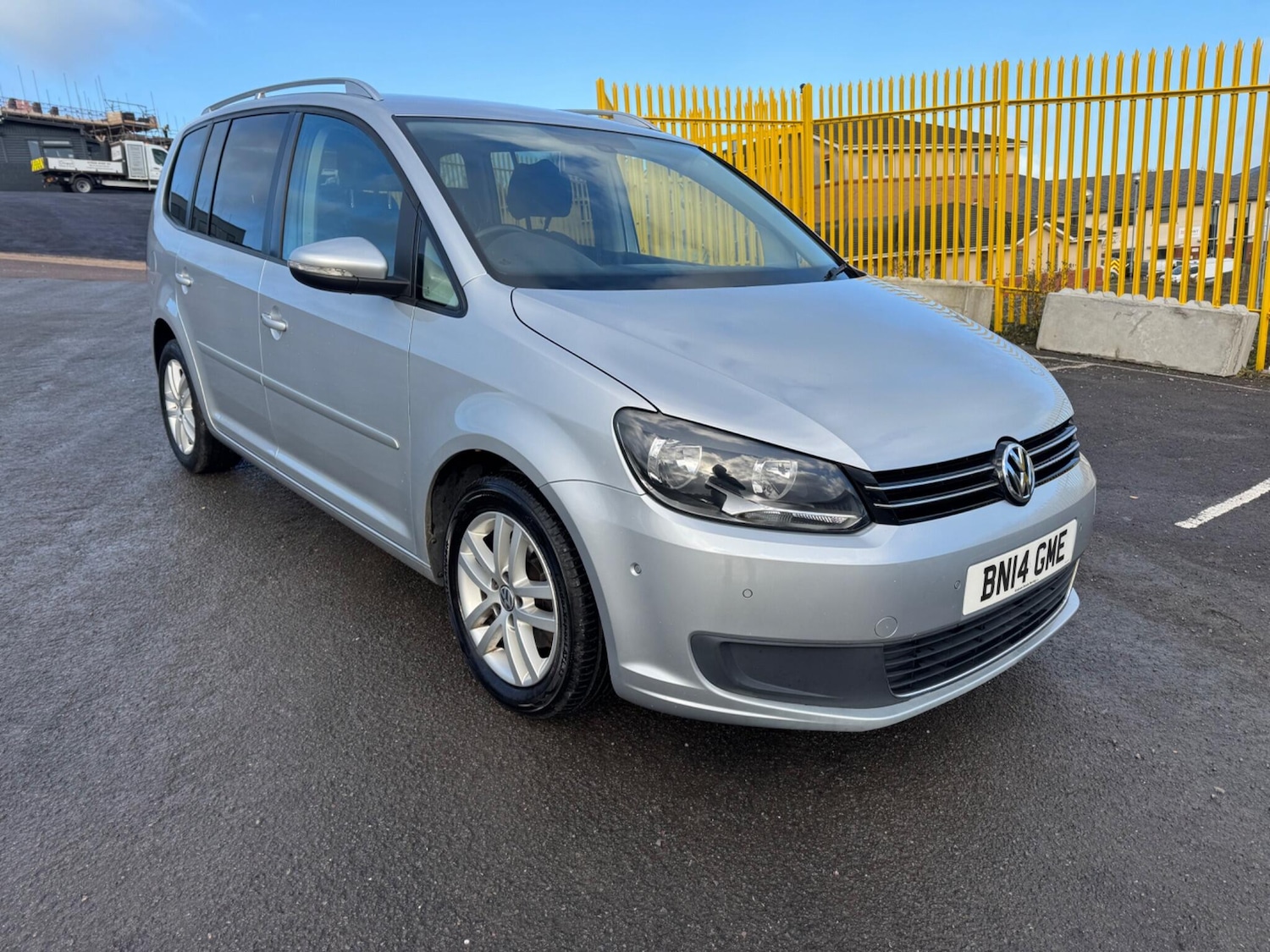 Used Volkswagen Touran 2014 for sale - 76752803: Photo 4