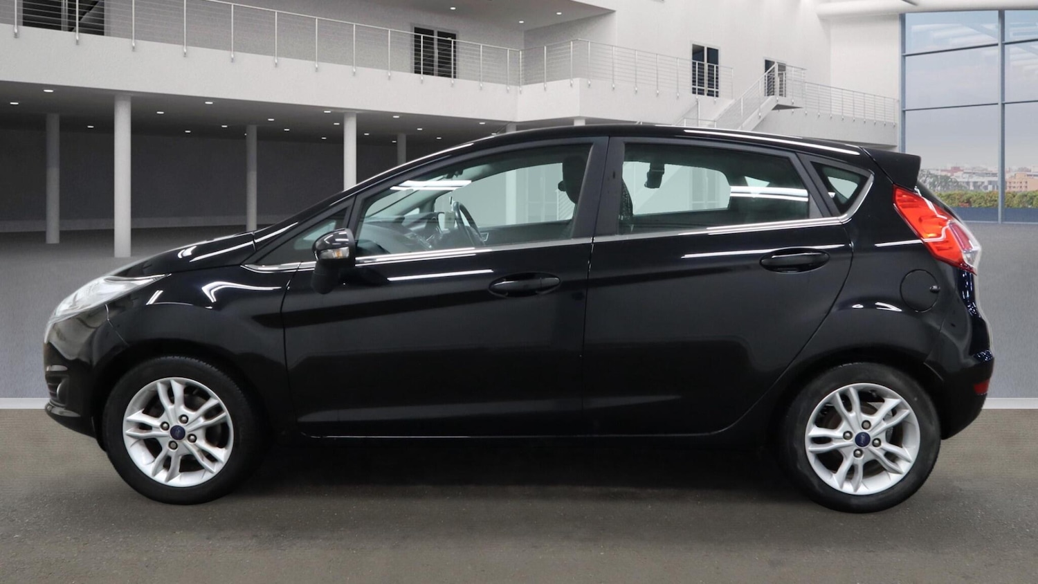 Used Ford Fiesta 2016 for sale - 77425541: Photo 3