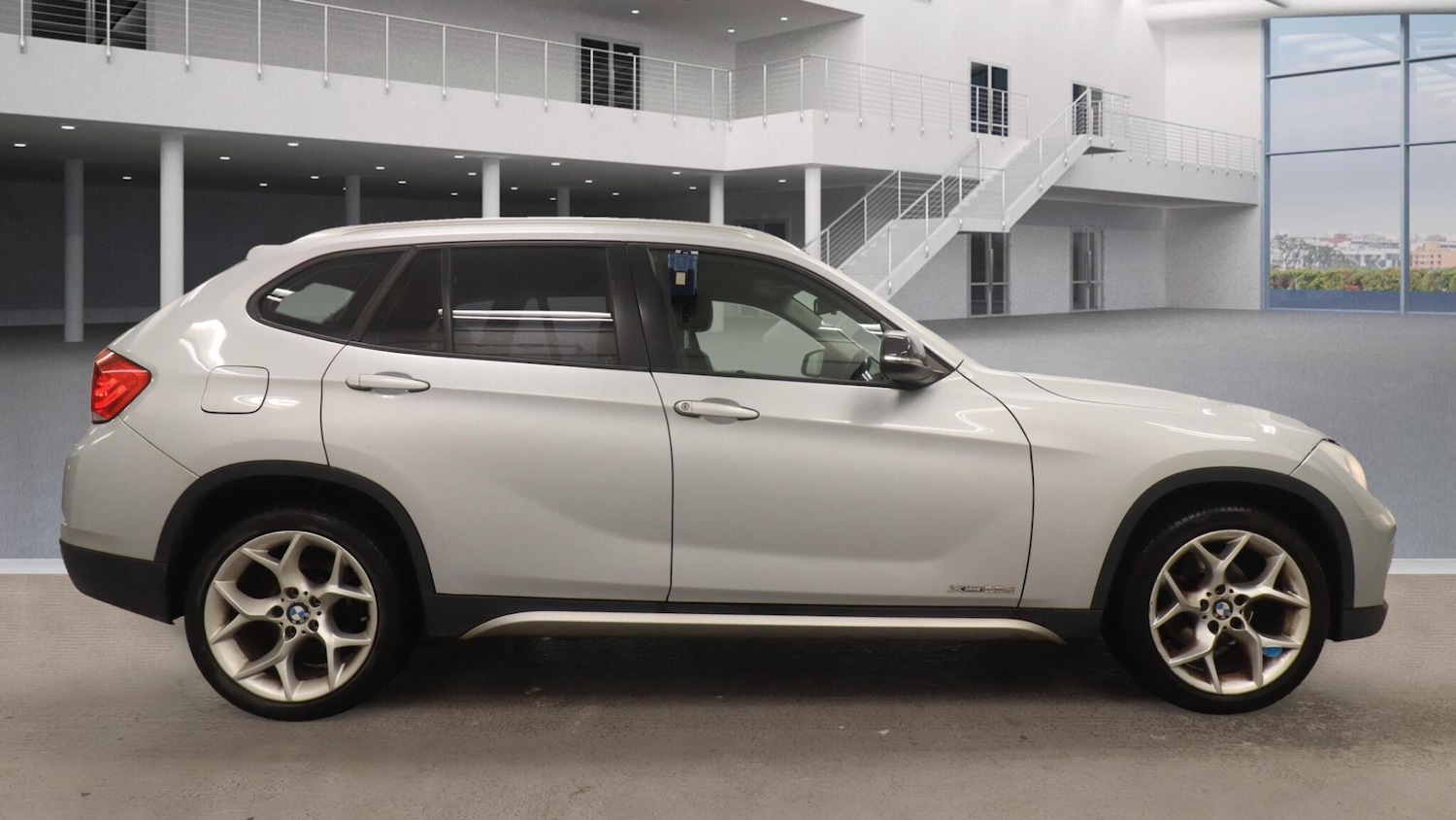 Used BMW X1 2013 for sale - 76667075: Photo 3