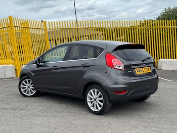 Used Ford Fiesta 2015 for sale - 78880014: Photo