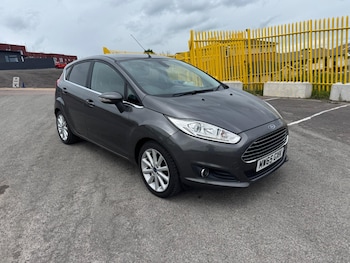 Used Ford Fiesta 2015 for sale - 78880014: Photo