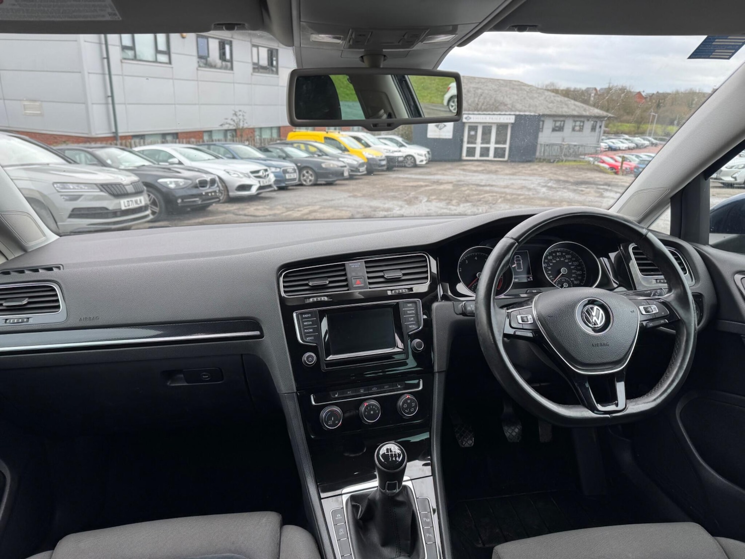 Used Volkswagen Golf 2013 for sale - 77120664: Photo 14