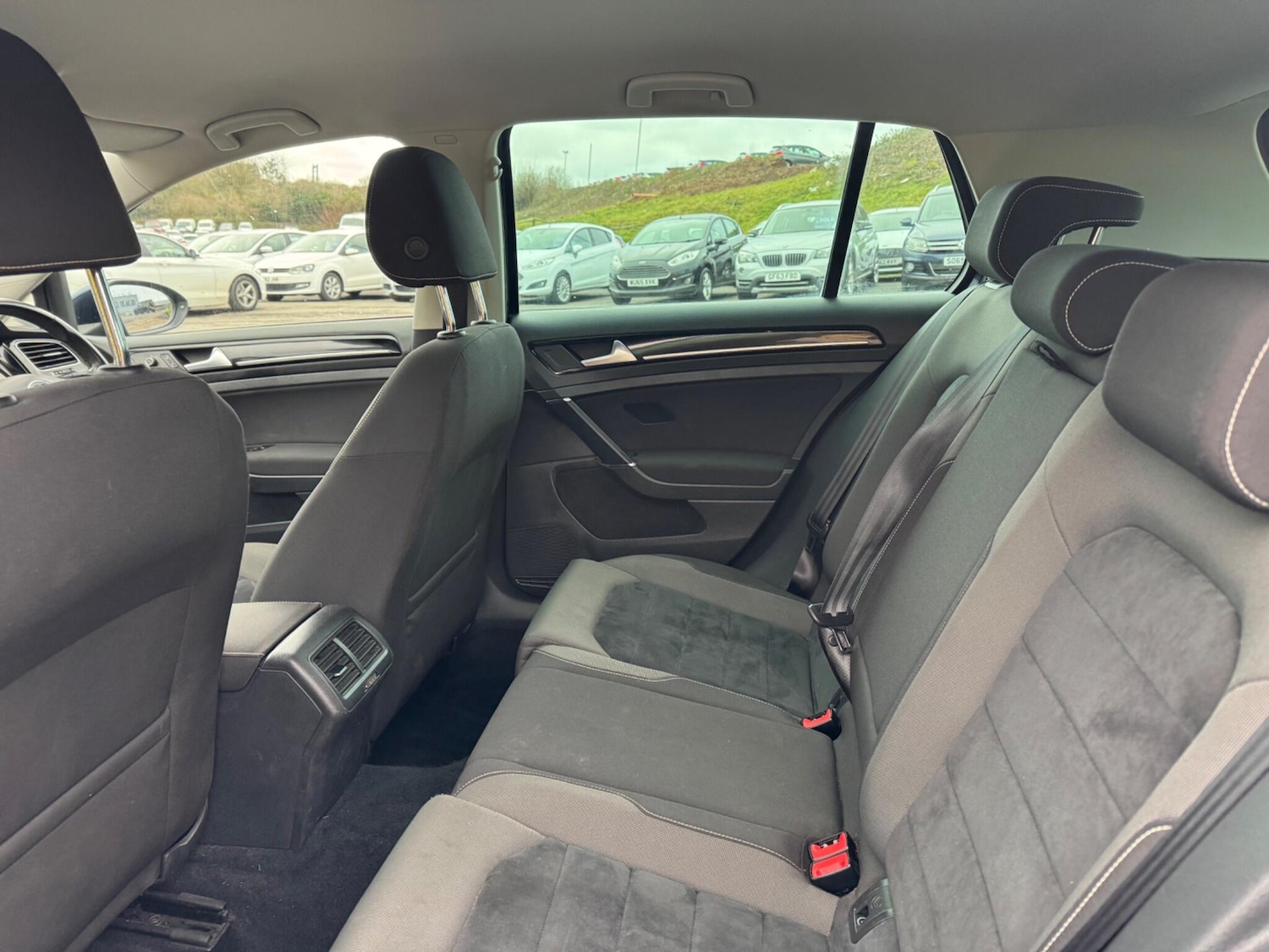 Used Volkswagen Golf 2013 for sale - 77120664: Photo 15