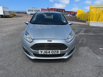 Used Ford Fiesta 2015 for sale - 79212568: Photo