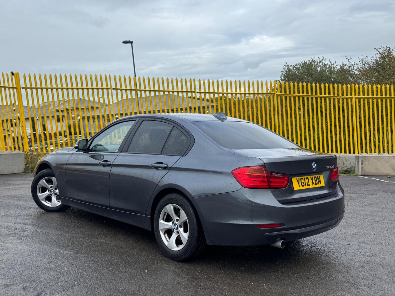 Used BMW 3 Series 2012 for sale - 76166824: Photo 2