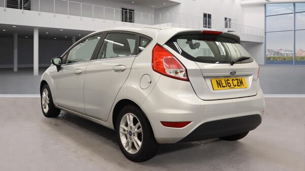 Used Ford Fiesta 2016 for sale - 76327216: Photo 2