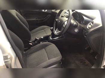 Used Ford Fiesta 2016 for sale - 76327216: Photo 4