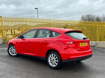 Used Ford Focus 2015 for sale - 77156105: Photo