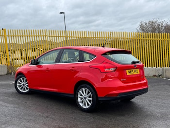 Used Ford Focus 2015 for sale - 77156105: Photo