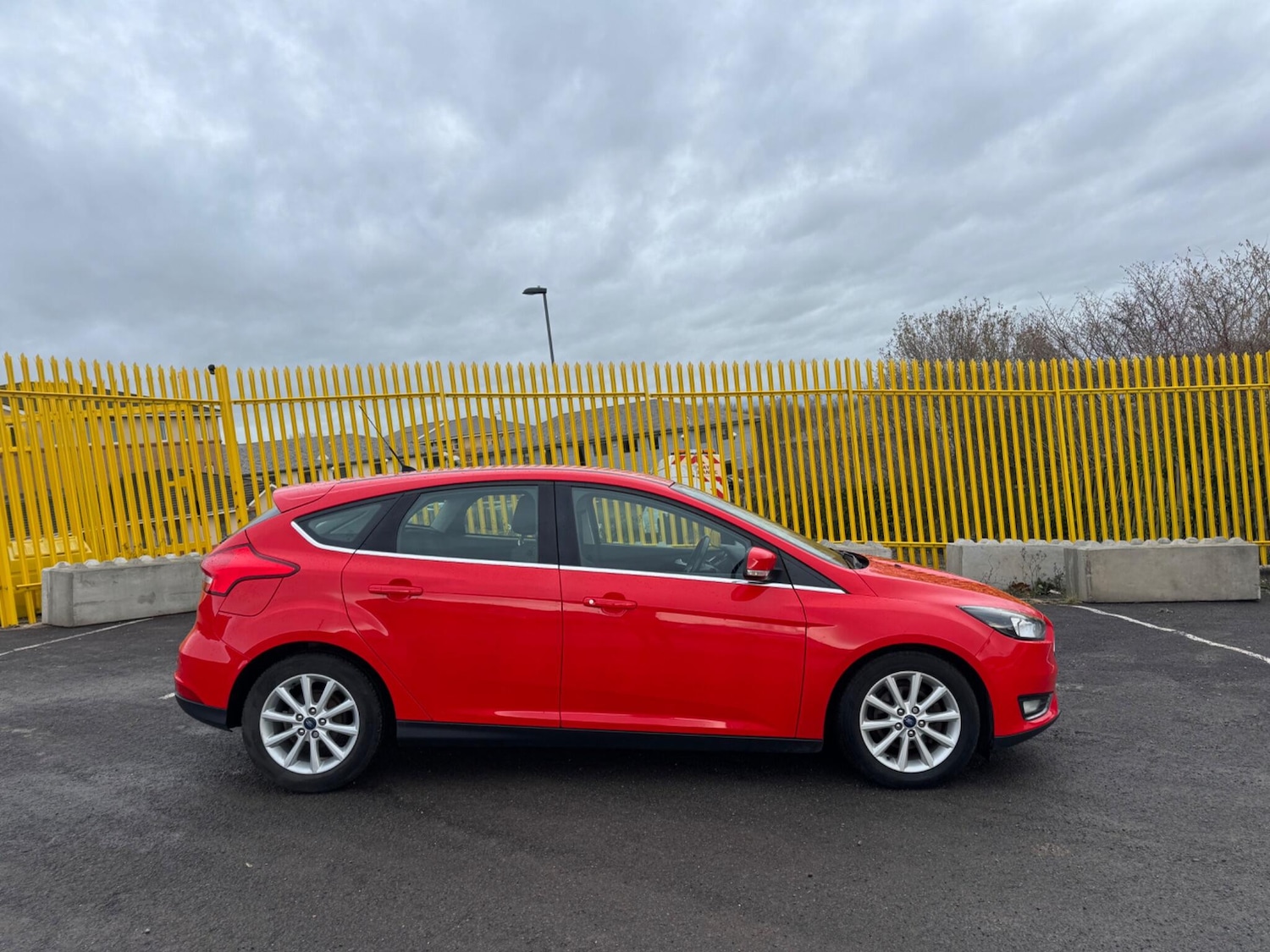 Used Ford Focus 2015 for sale - 77156105: Photo 6