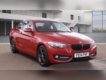 Used BMW 2 Series 2014 for sale - 77510915: Photo