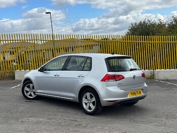 Used Volkswagen Golf 2016 for sale - 79373782: Photo