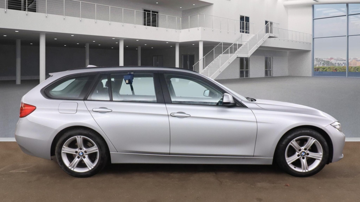 Used BMW 3 Series 2014 for sale - 76866437: Photo 3