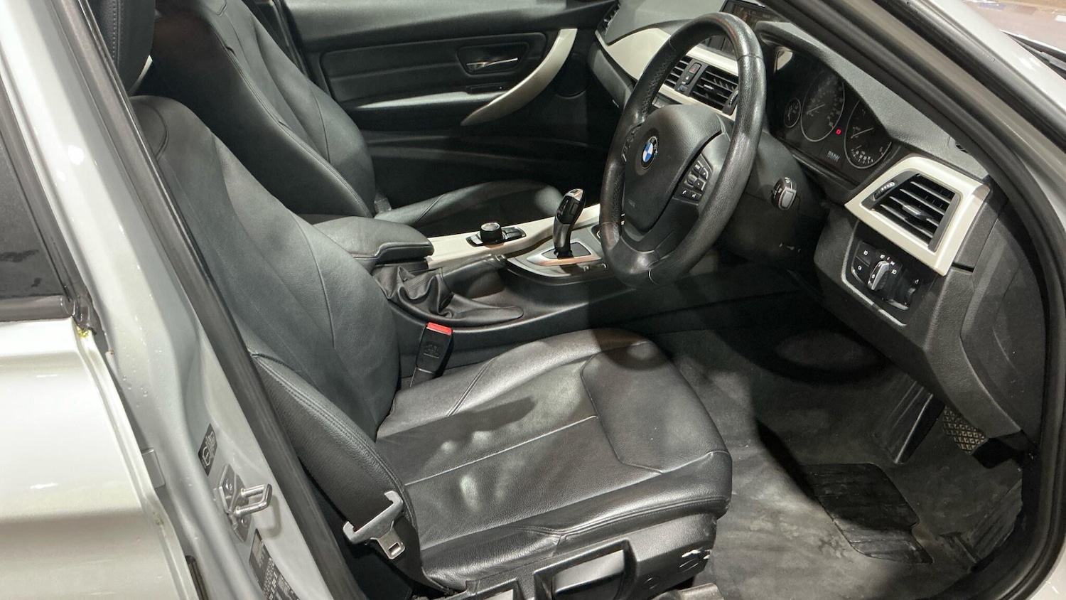 Used BMW 3 Series 2014 for sale - 76866437: Photo 4