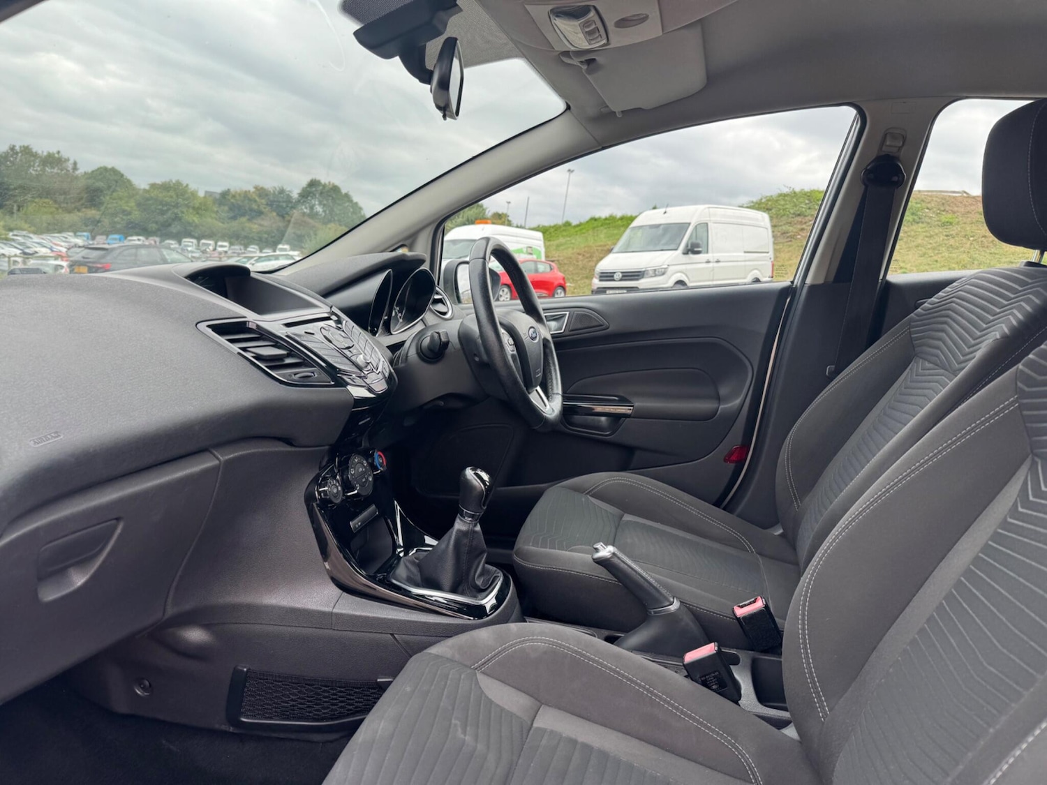 Used Ford Fiesta 2015 for sale - 77395999: Photo 11