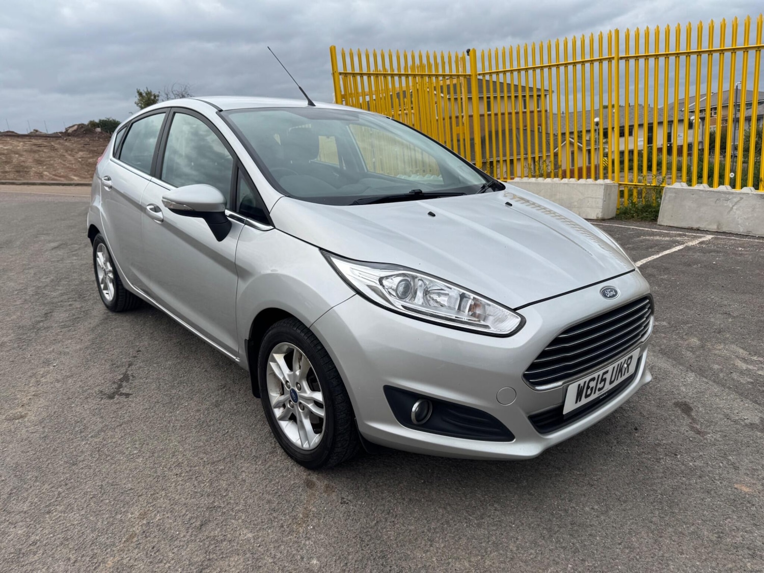 Used Ford Fiesta 2015 for sale - 77395999: Photo 4