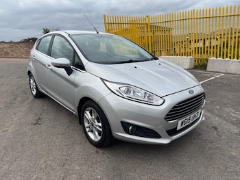 Used Ford Fiesta 2015 for sale - 77395999: Photo