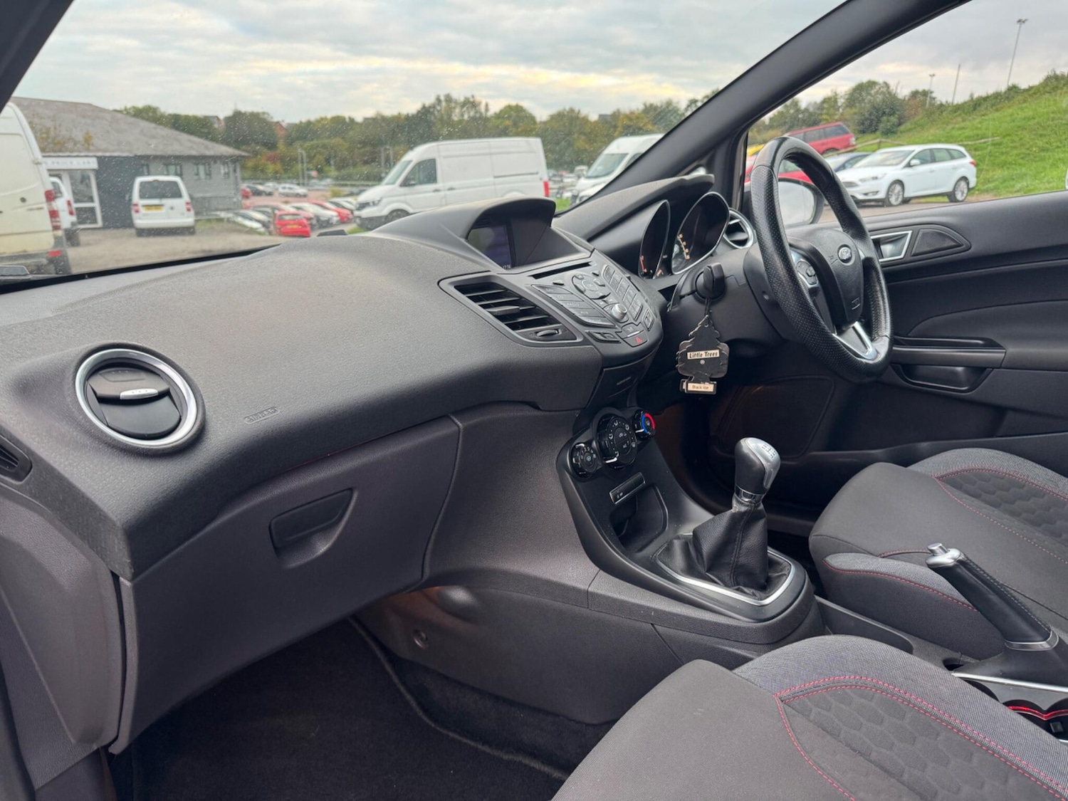 Used Ford Fiesta 2016 for sale - 76307305: Photo 10