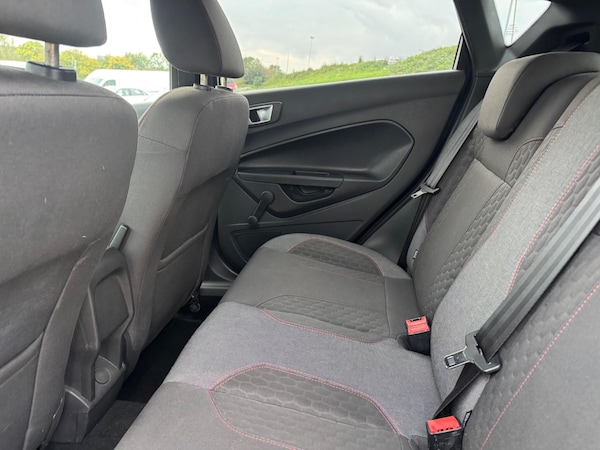 Used Ford Fiesta 2016 for sale - 76307305: Photo 12