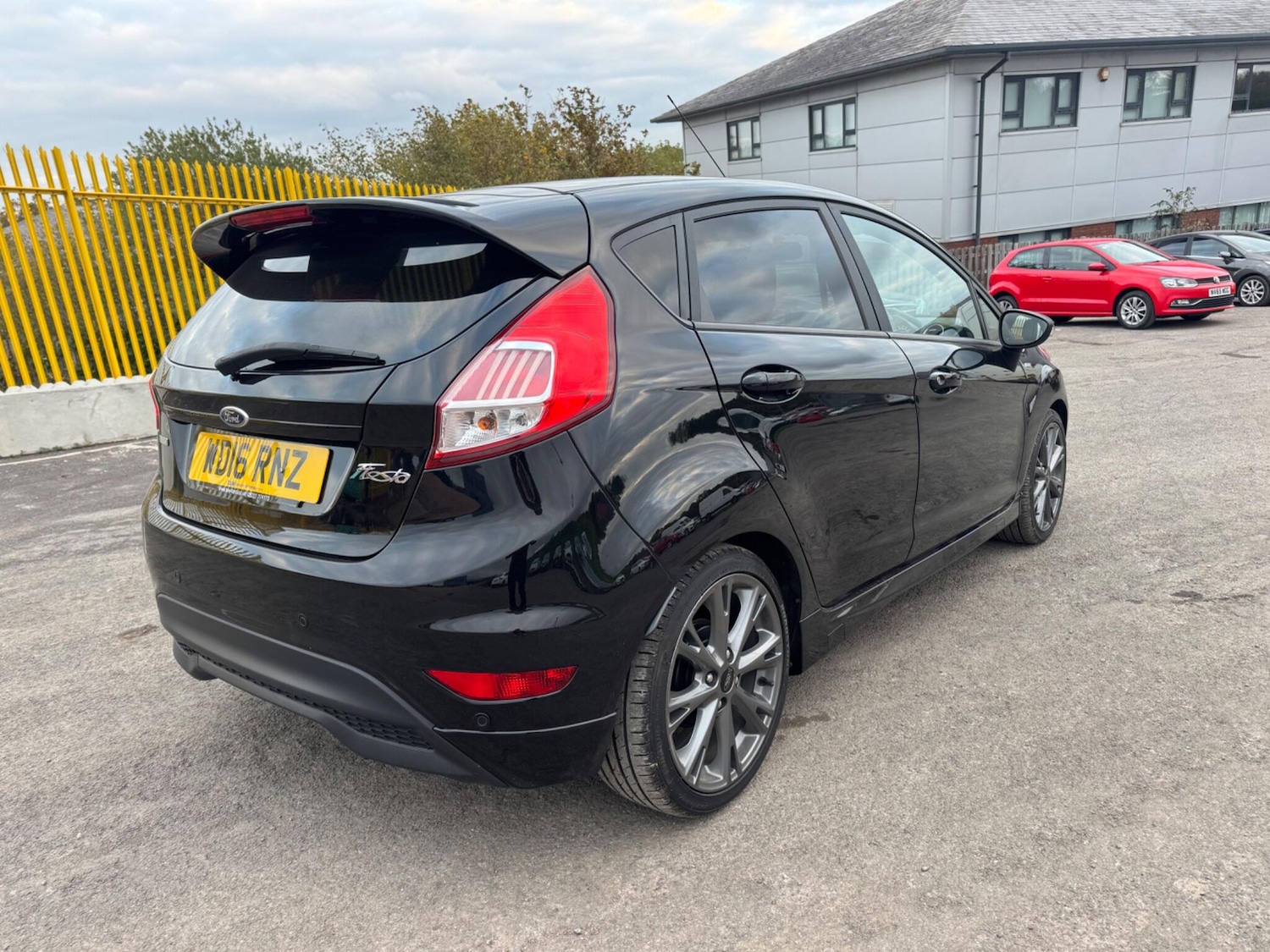 Used Ford Fiesta 2016 for sale - 76307305: Photo 6