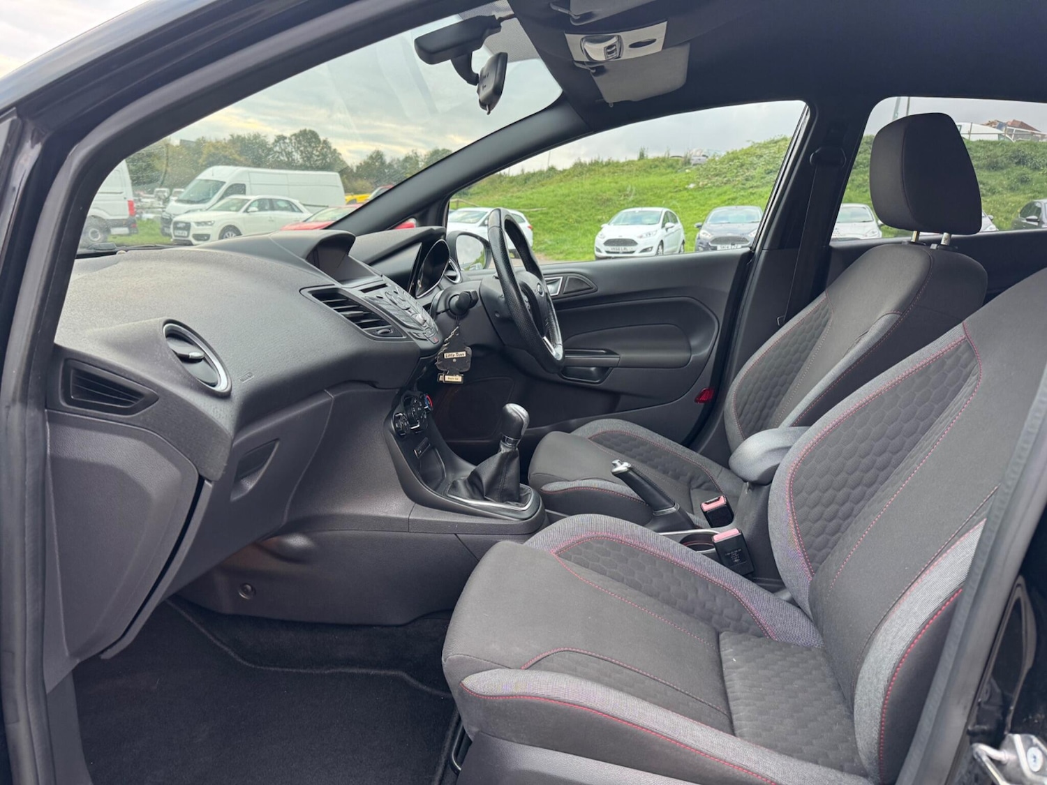 Used Ford Fiesta 2016 for sale - 76307305: Photo 9