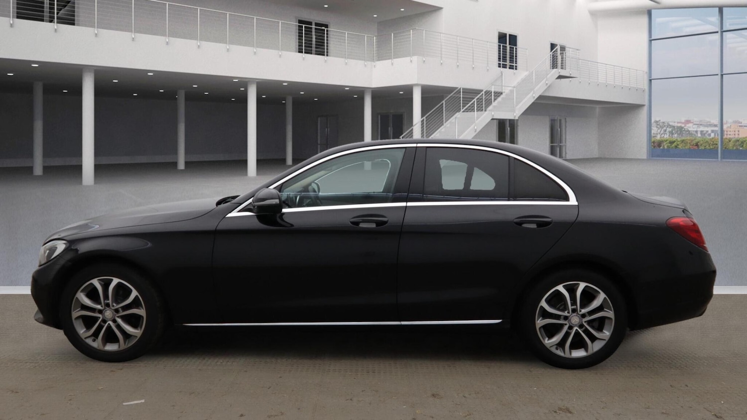 Used Mercedes-Benz C Class 2016 for sale - 76839471: Photo 3