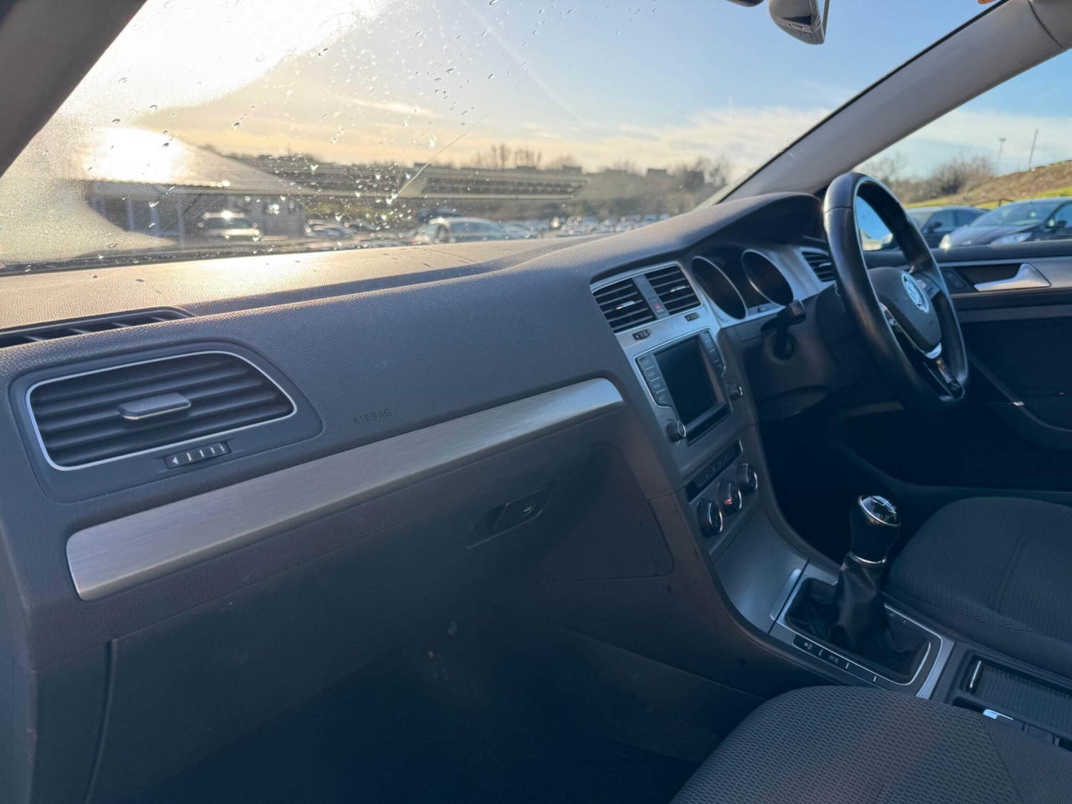 Used Volkswagen Golf 2015 for sale - 77191856: Photo 10