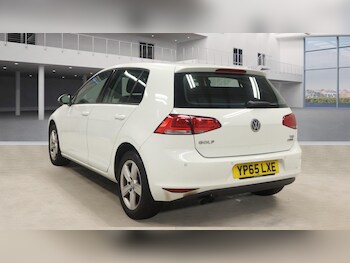 Used Volkswagen Golf 2015 for sale - 77191856: Photo