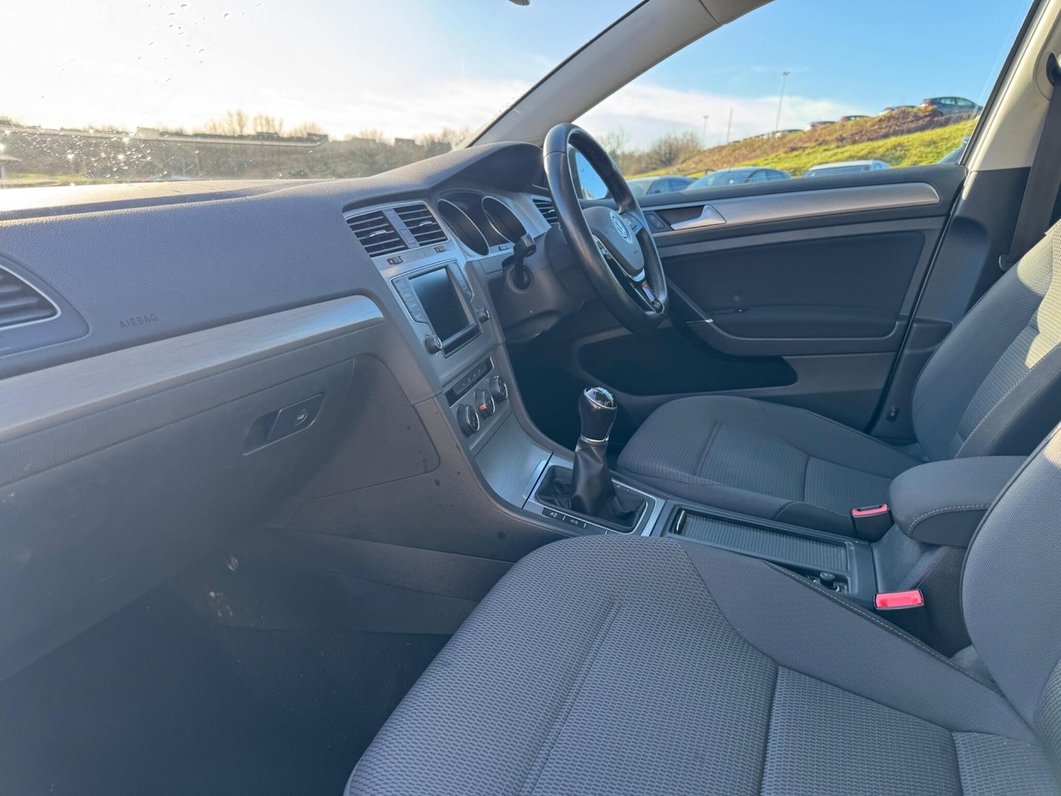 Used Volkswagen Golf 2015 for sale - 77191856: Photo 8