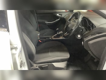 Used Ford Focus 2016 for sale - 76012417: Photo