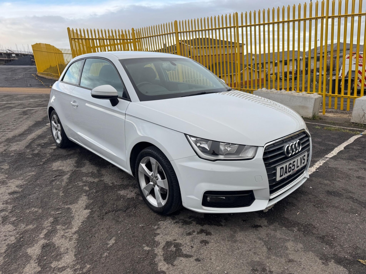 Used Audi A1 2015 for sale - 76753260: Photo 4