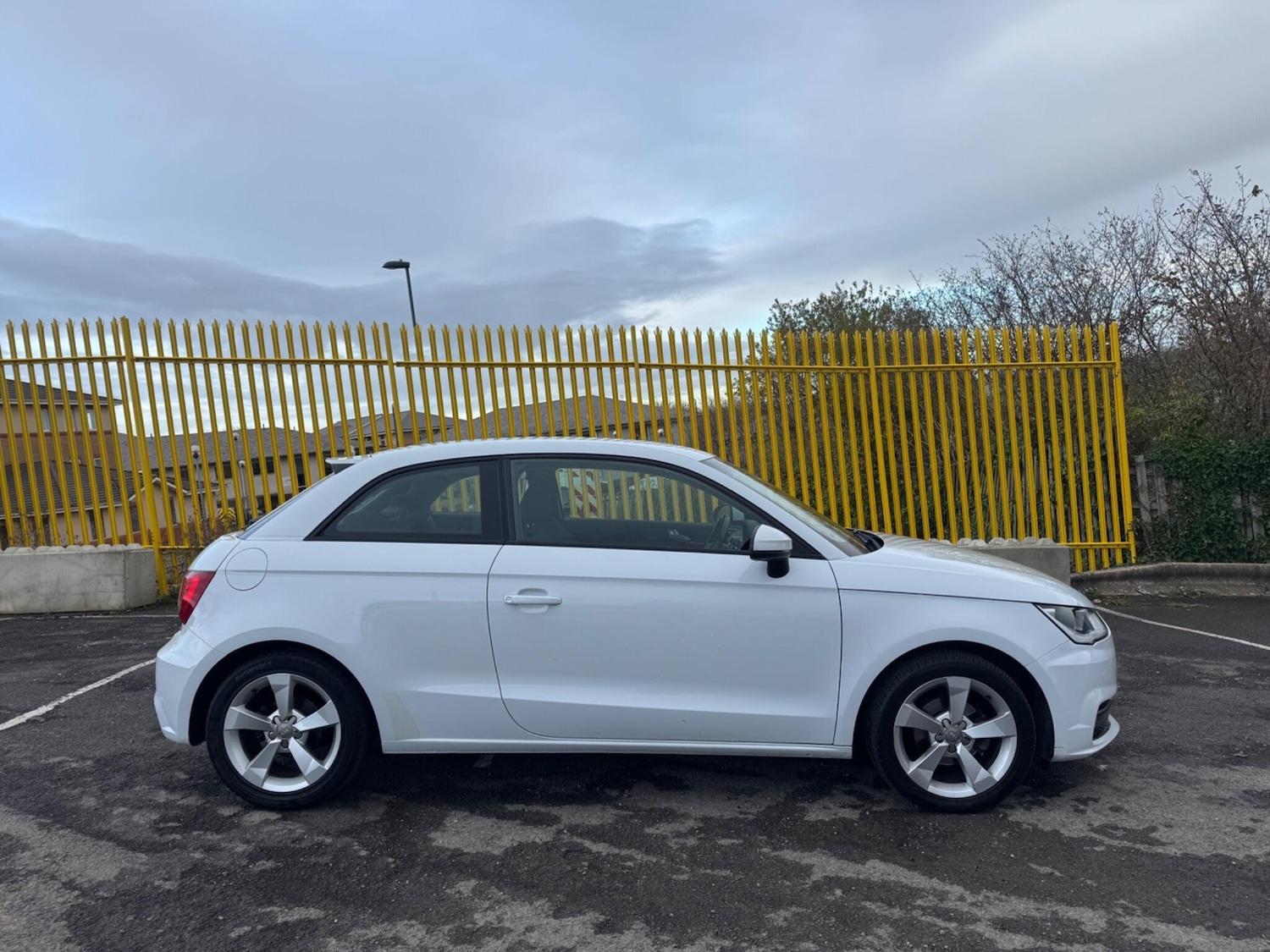 Used Audi A1 2015 for sale - 76753260: Photo 5