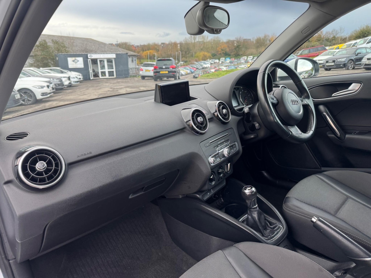 Used Audi A1 2015 for sale - 76753260: Photo 8