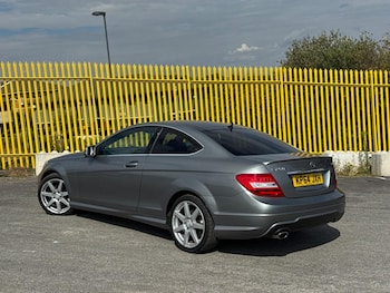Used Mercedes-Benz C Class 2014 for sale - 79590063: Photo