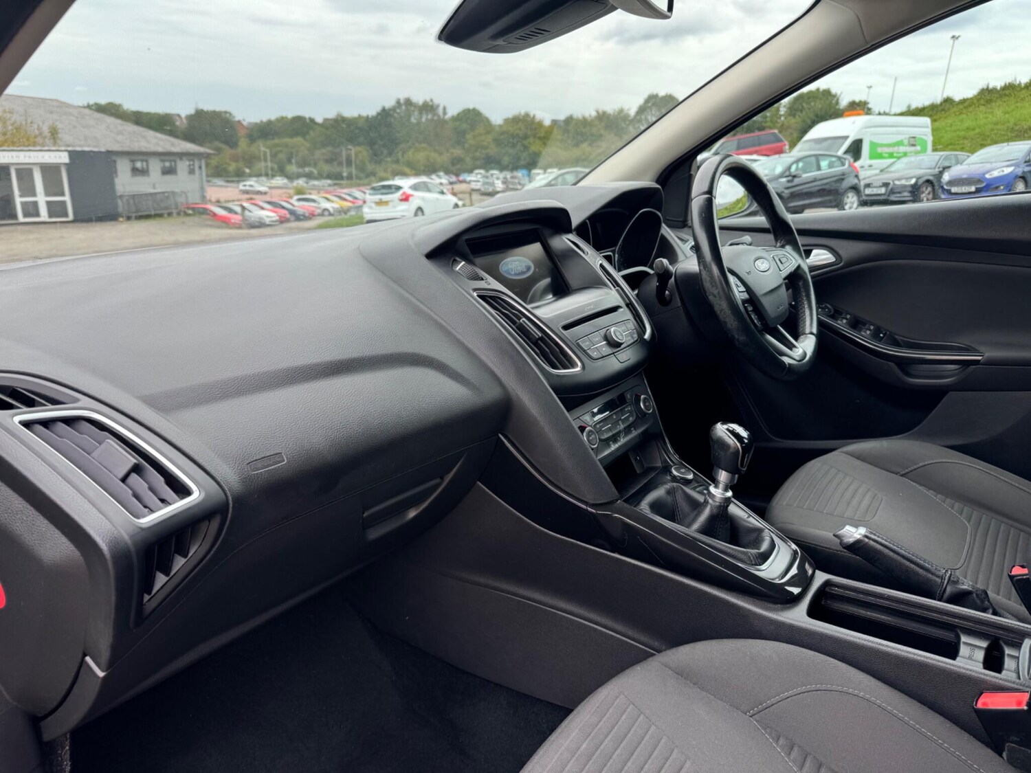 Used Ford Focus 2017 for sale - 75884778: Photo 9