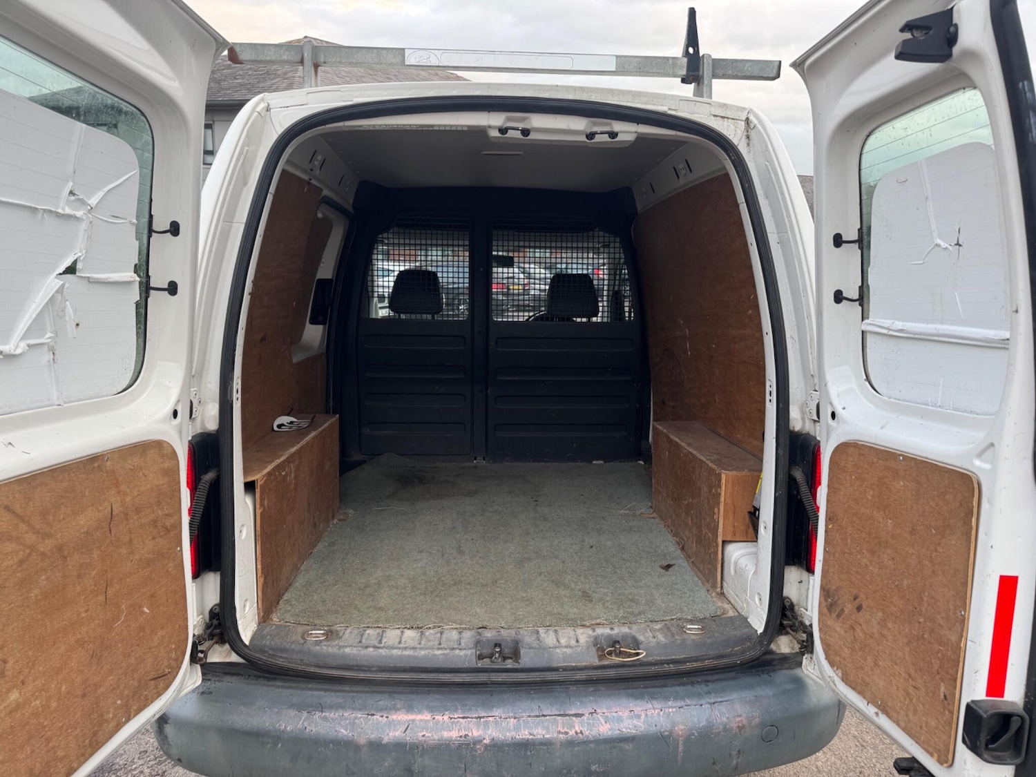 Used Volkswagen Caddy 2012 for sale - 76996408: Photo 10