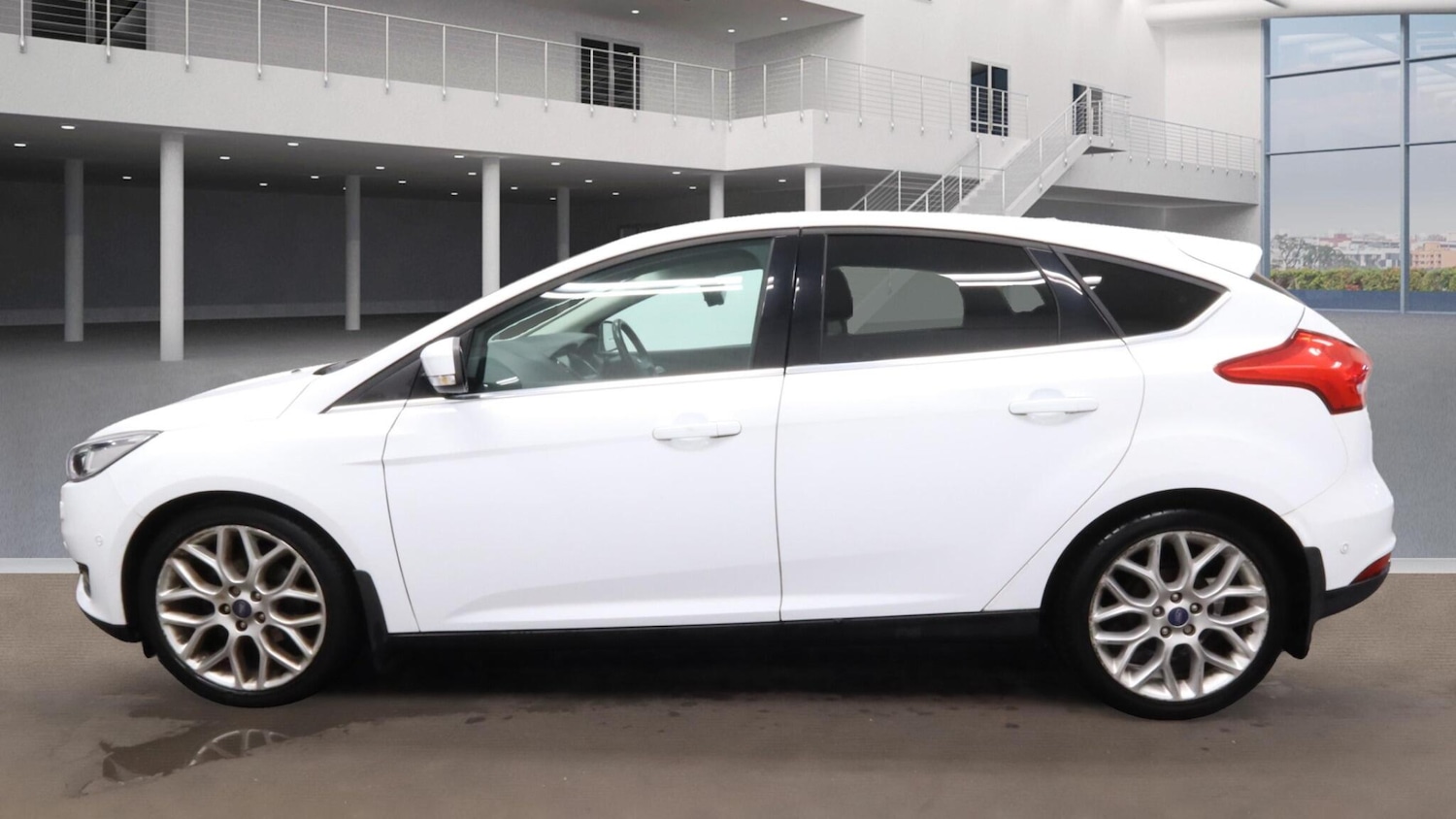 Used Ford Focus 2016 for sale - 76457011: Photo 4