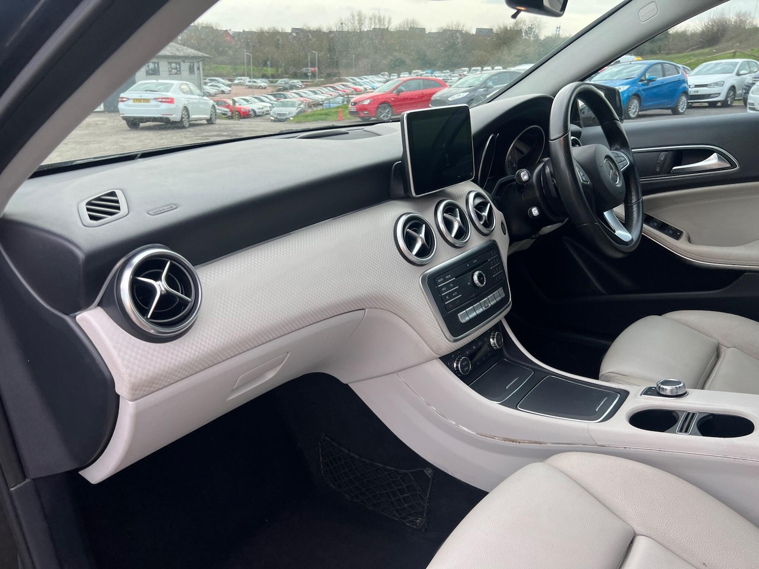 Used Mercedes-Benz A-Class 2016 for sale - 76839632: Photo 10