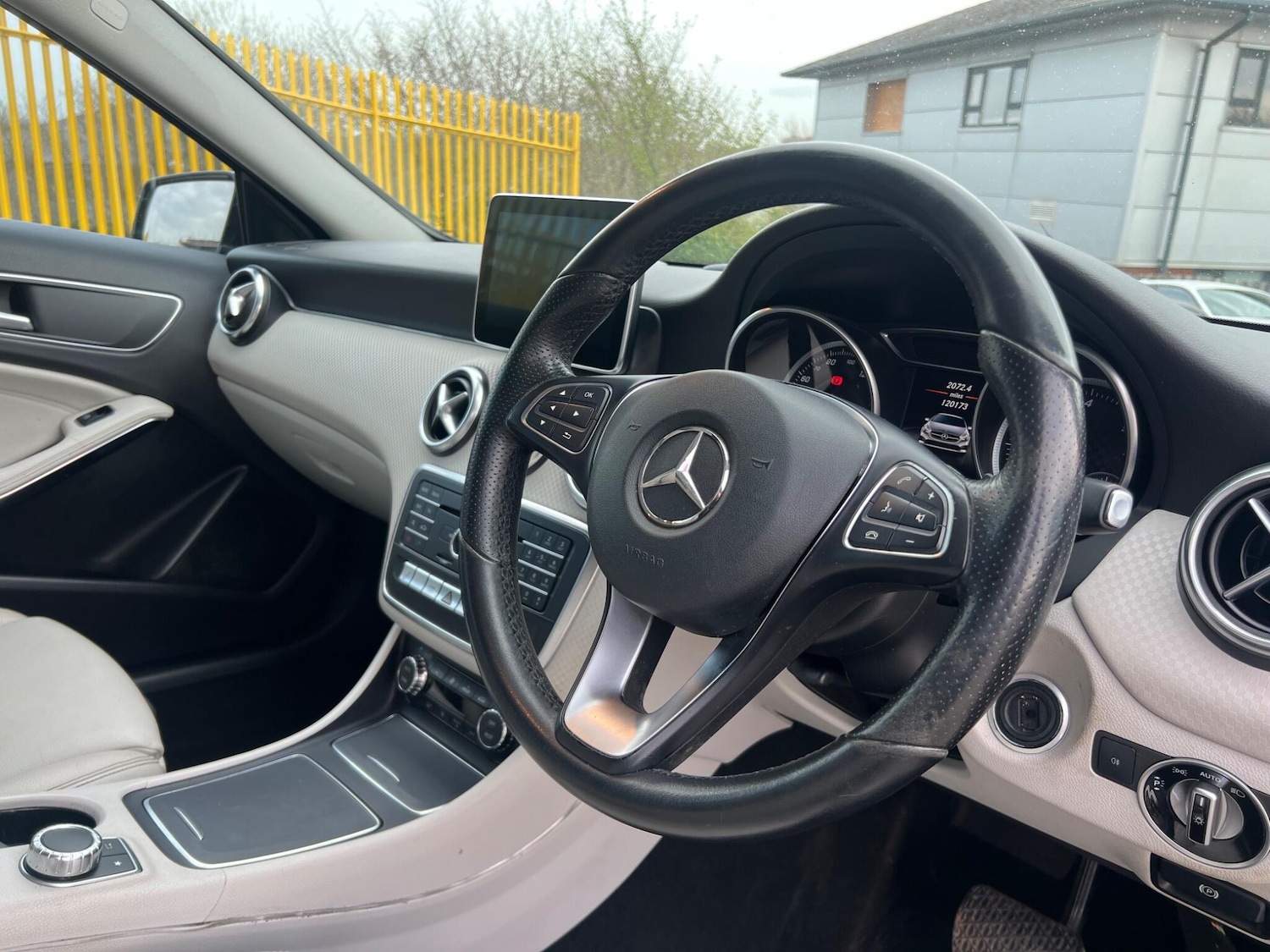 Used Mercedes-Benz A-Class 2016 for sale - 76839632: Photo 13