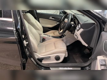 Used Mercedes-Benz A-Class 2016 for sale - 76839632: Photo