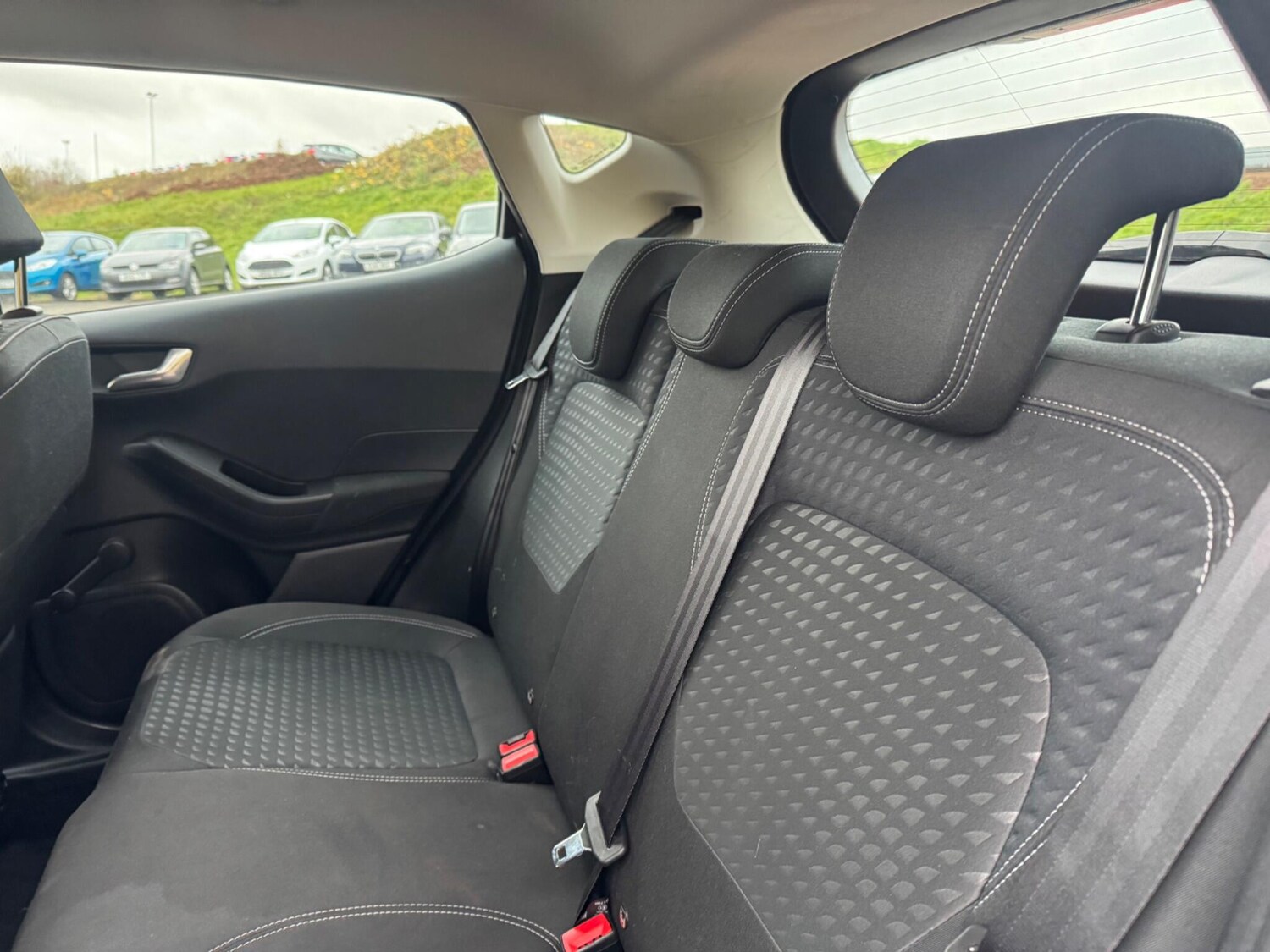 Used Ford Fiesta 2017 for sale - 76388504: Photo 10