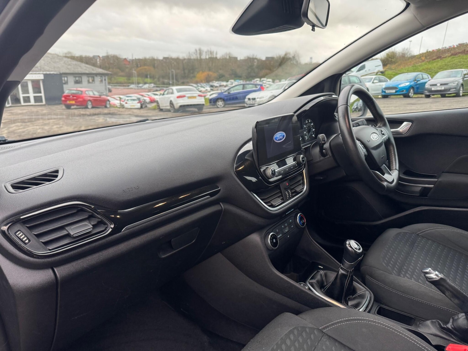 Used Ford Fiesta 2017 for sale - 76388504: Photo 8