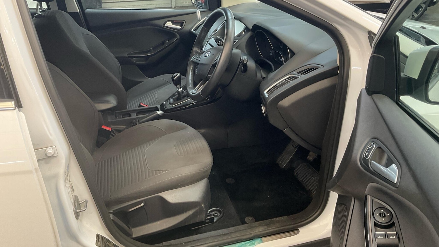 Used Ford Focus 2016 for sale - 77166451: Photo 4